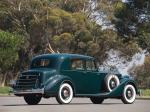 Packard Twelve Club Sedan 1936 года
